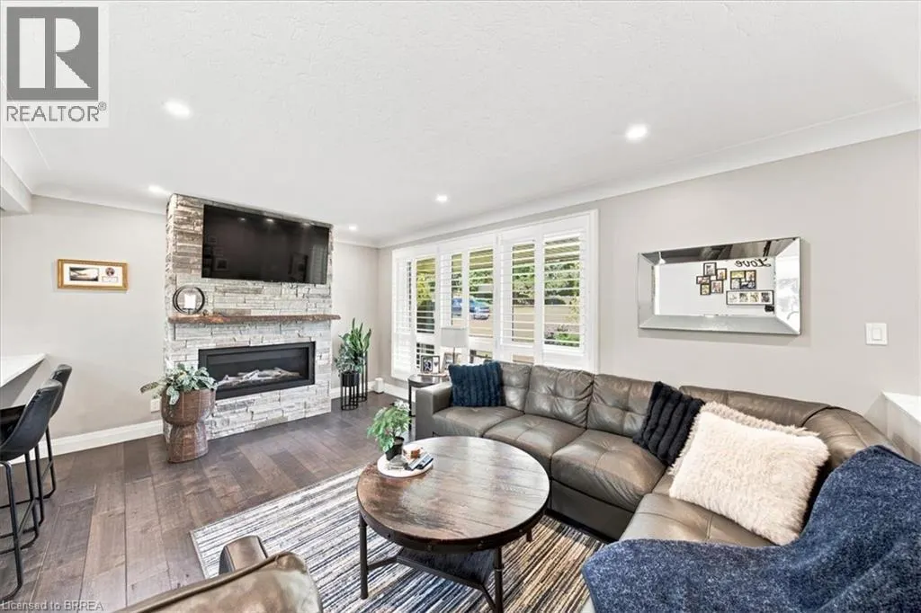 28 RIVERVIEW Terrace