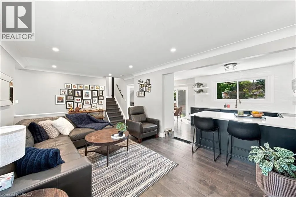 28 RIVERVIEW Terrace