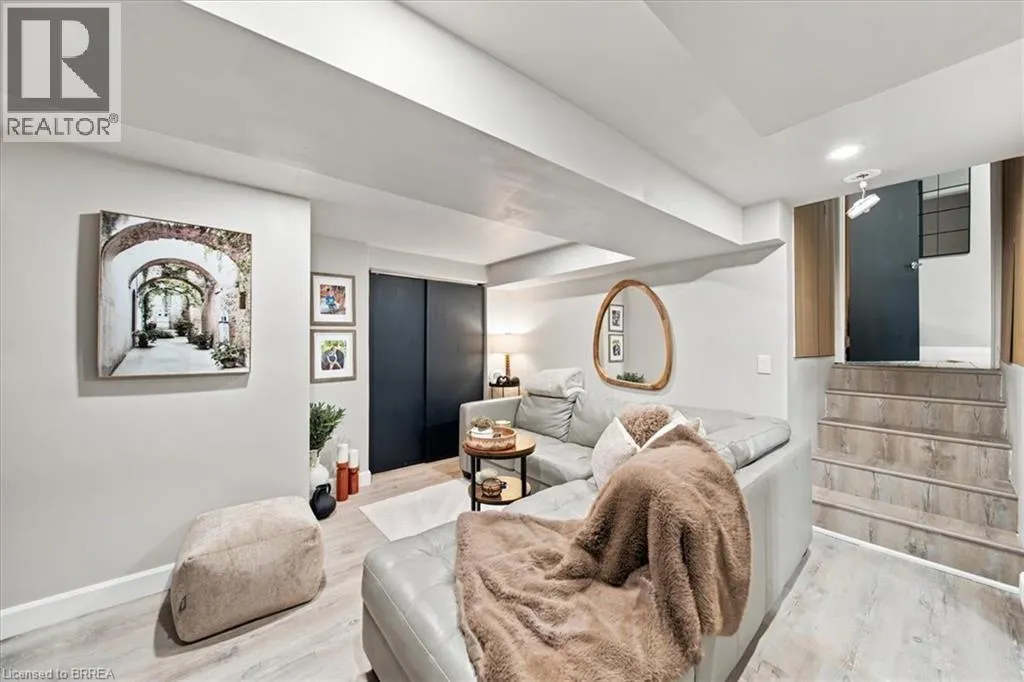 28 RIVERVIEW Terrace