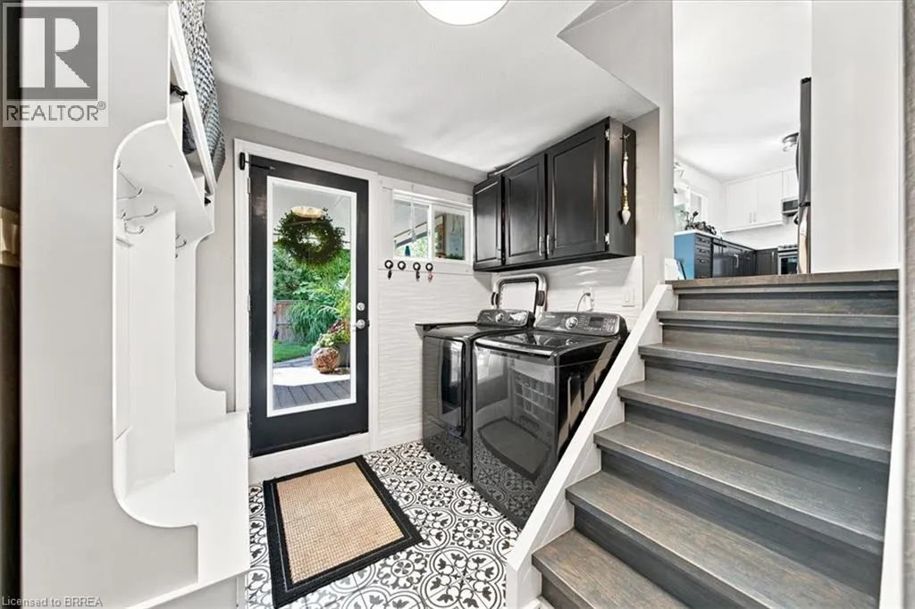 28 RIVERVIEW Terrace