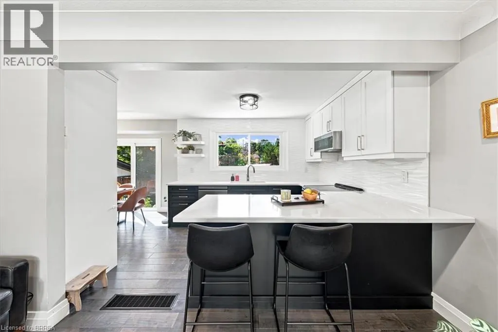 28 RIVERVIEW Terrace