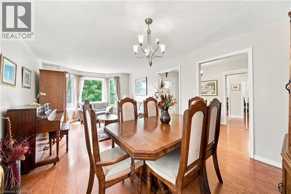 41 GRIFFITHS Drive