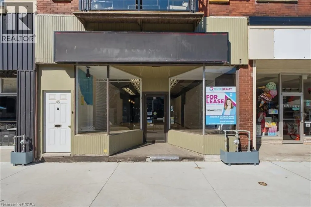 48 GRAND RIVER Street N