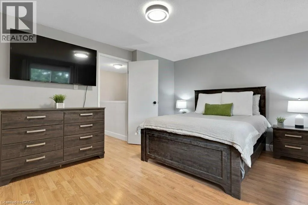 700 ERINBROOK Drive Unit# 22 #22
