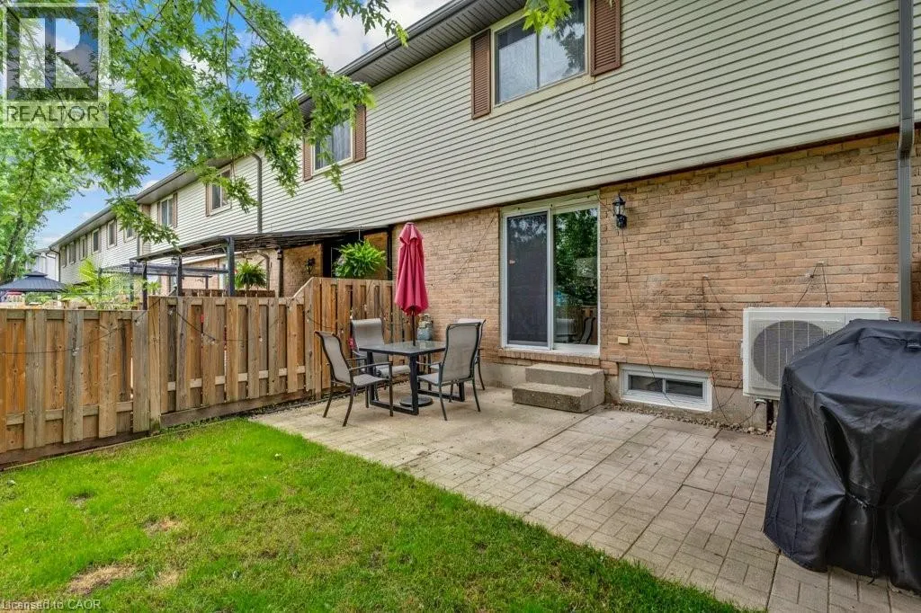700 ERINBROOK Drive Unit# 22 #22