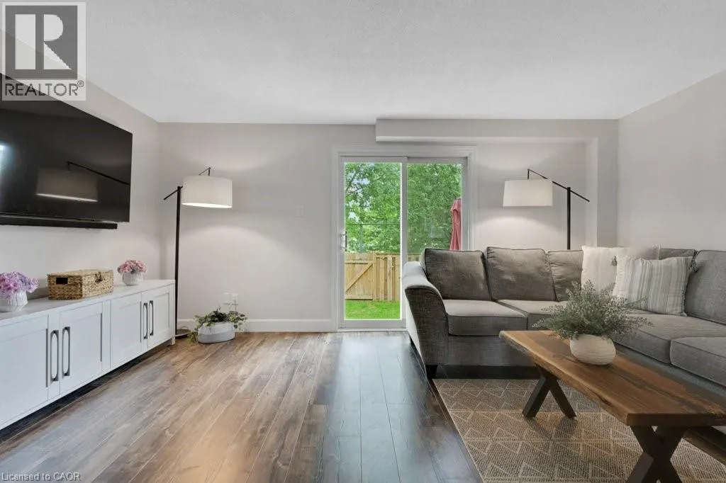 700 ERINBROOK Drive Unit# 22 #22