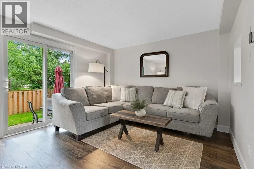 700 ERINBROOK Drive Unit# 22 #22