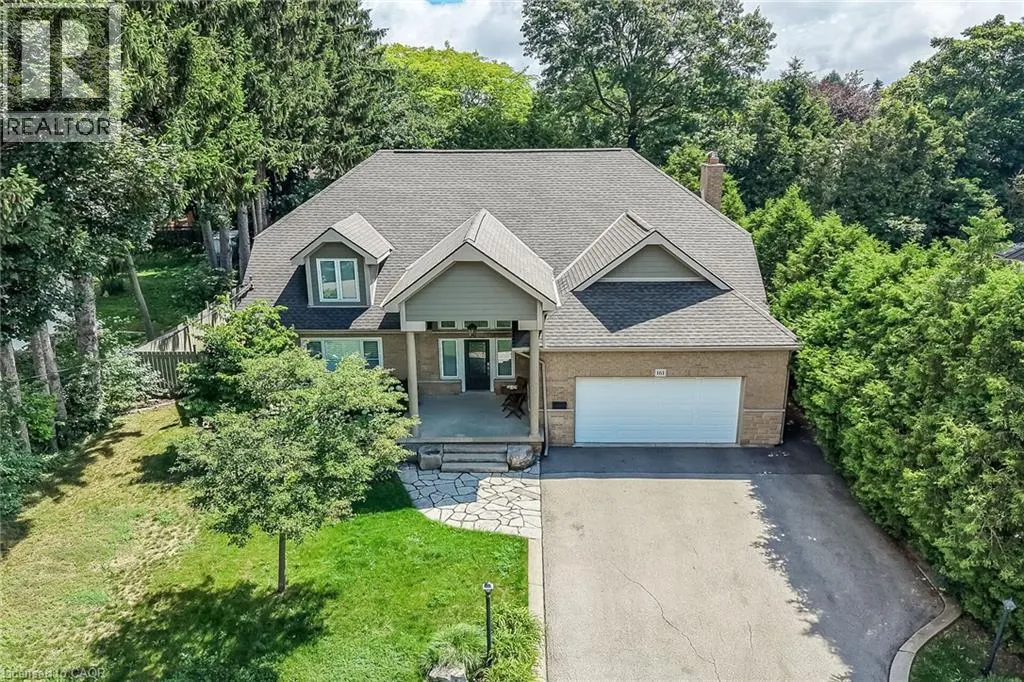 161 LLOYMINN Avenue