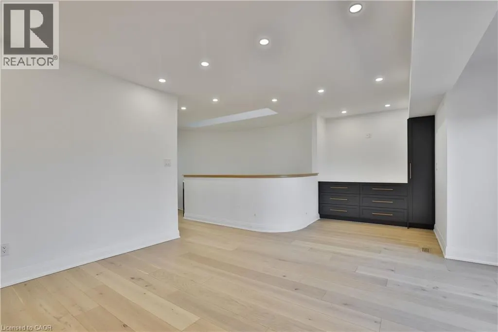 63 TRADEWIND Drive