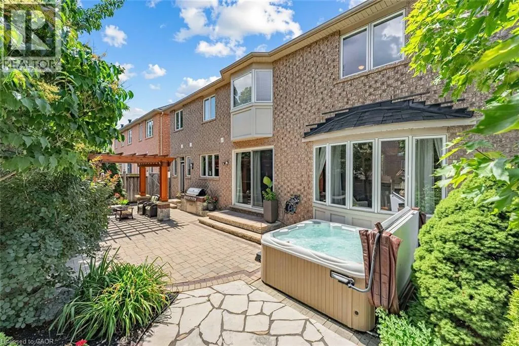729 BOUGHTON Crescent