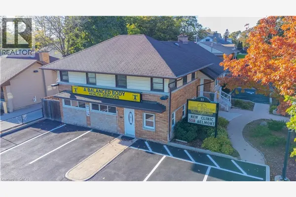11 BELMONT Avenue W