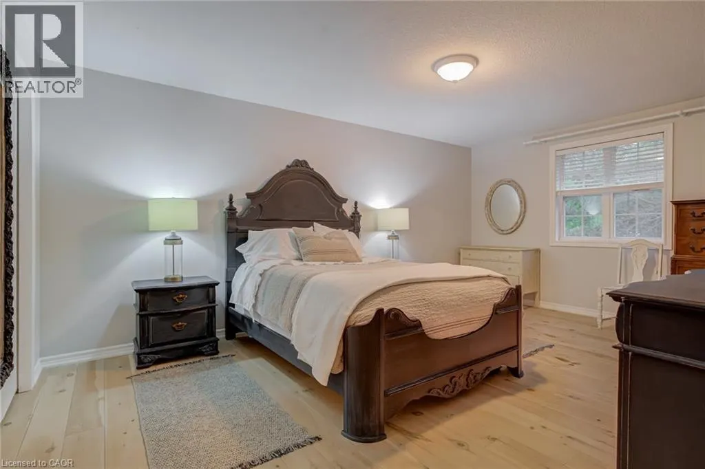 1097 MINERAL SPRINGS Road