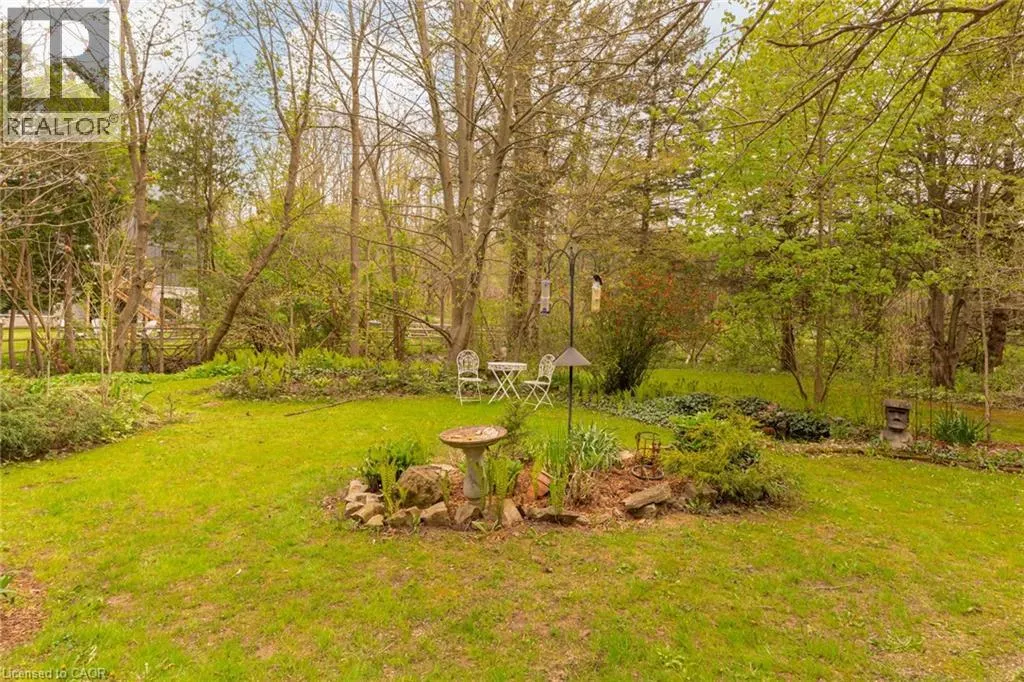 1097 MINERAL SPRINGS Road