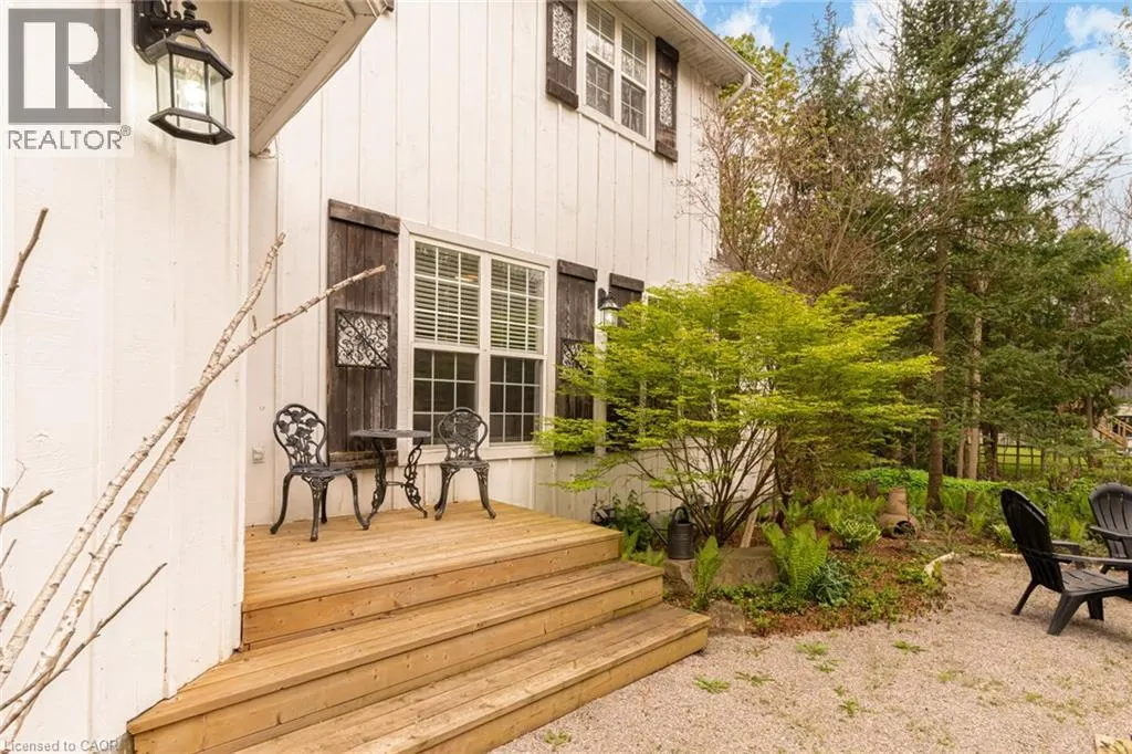 1097 MINERAL SPRINGS Road