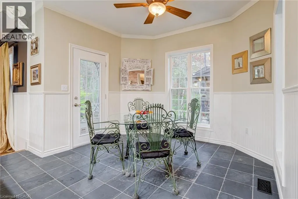 1097 MINERAL SPRINGS Road