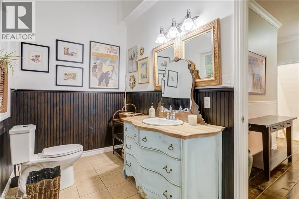 1097 MINERAL SPRINGS Road