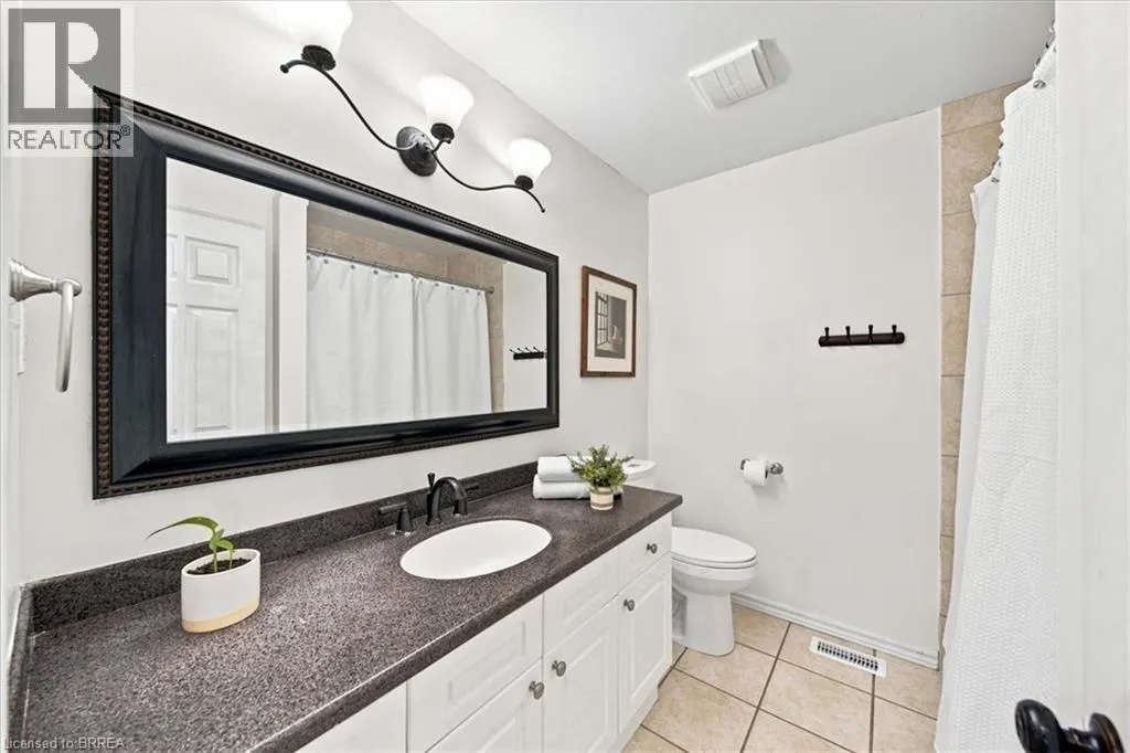2 DUNTON Lane