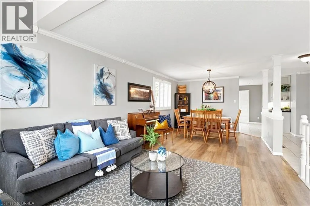 2 DUNTON Lane