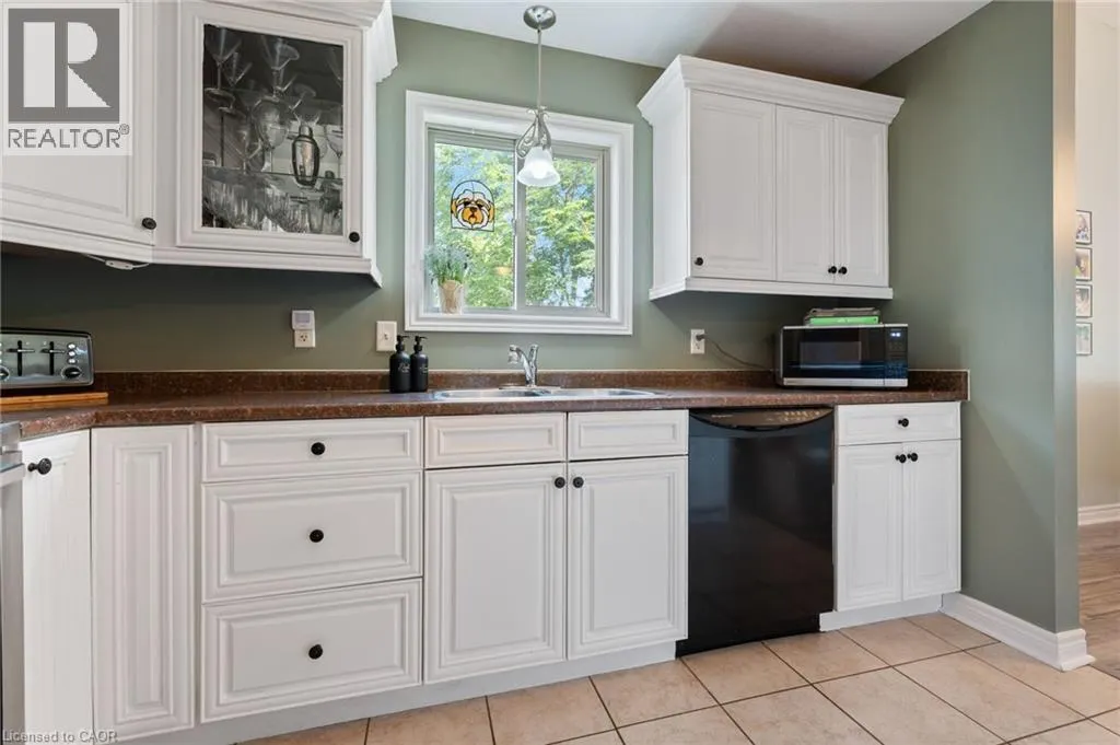 19 SOMERSET Drive Unit# 16 #16