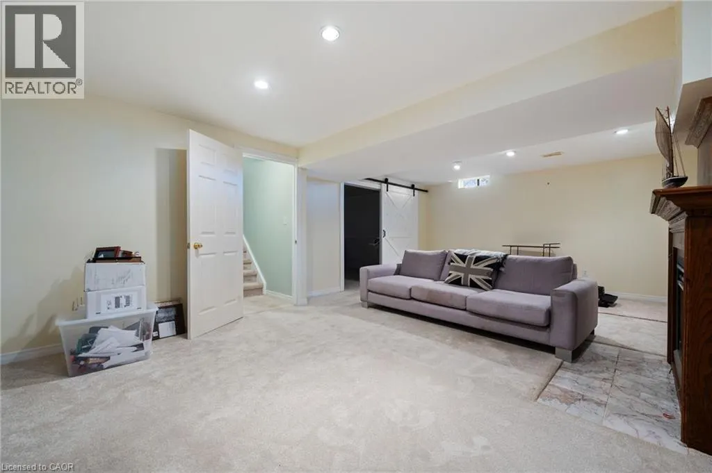19 SOMERSET Drive Unit# 16 #16