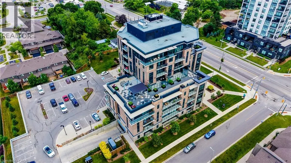 332 GOSLING Gardens Unit# 104 #104