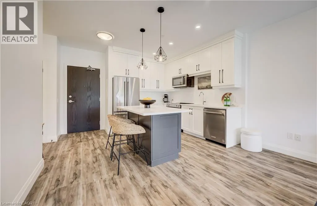 332 GOSLING Gardens Unit# 104 #104