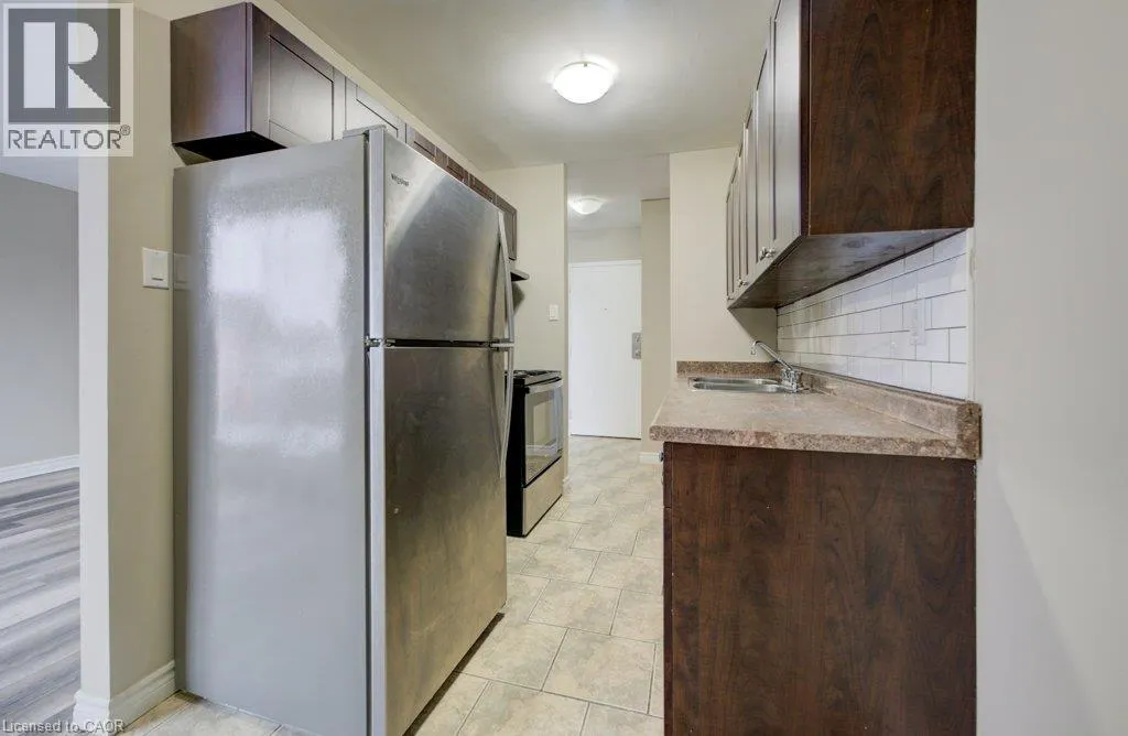 390 ADMIRAL Drive Unit# 307 #307