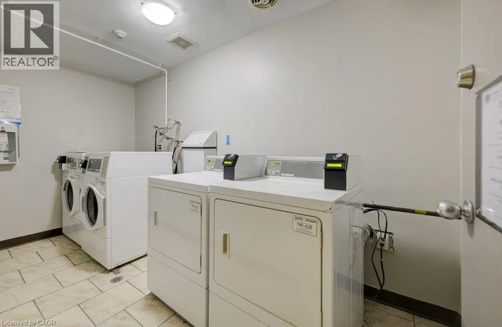 390 ADMIRAL Drive Unit# 307 #307