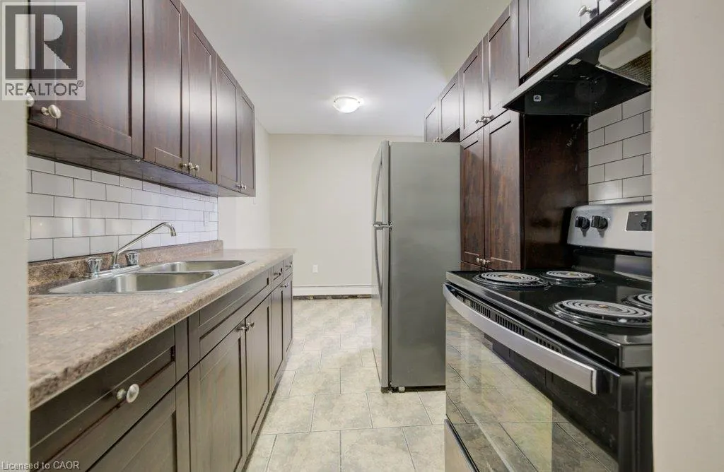 390 ADMIRAL Drive Unit# 307 #307