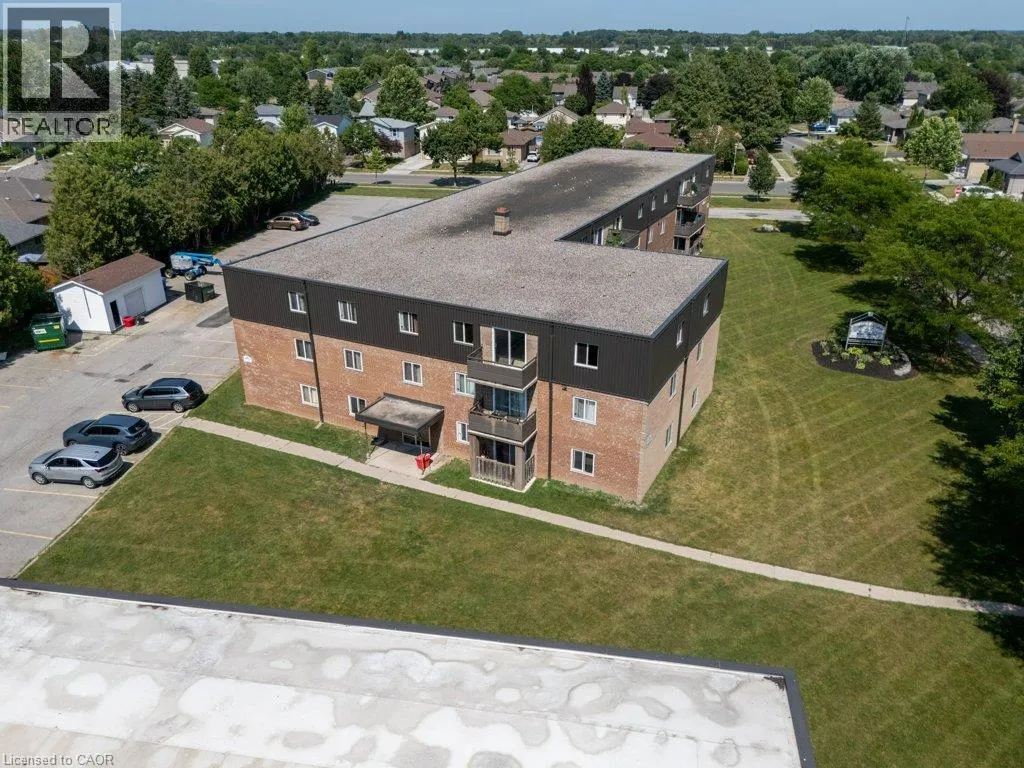 390 ADMIRAL Drive Unit# 205 #205