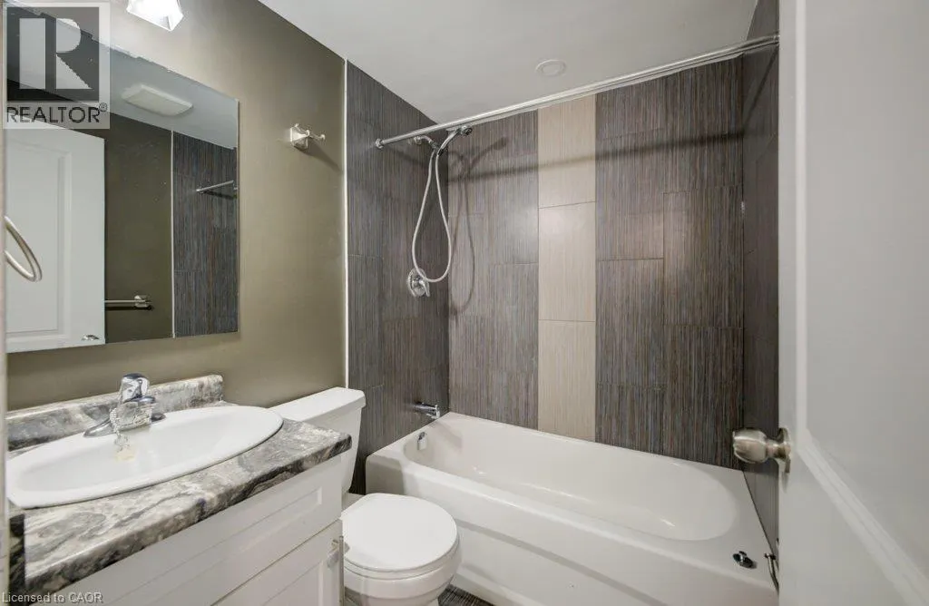 94 KING EDWARD Avenue Unit# 6 #6