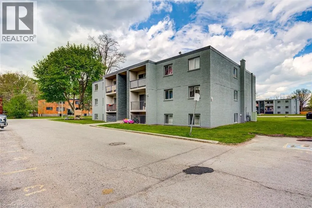 94 KING EDWARD Avenue Unit# 6 #6