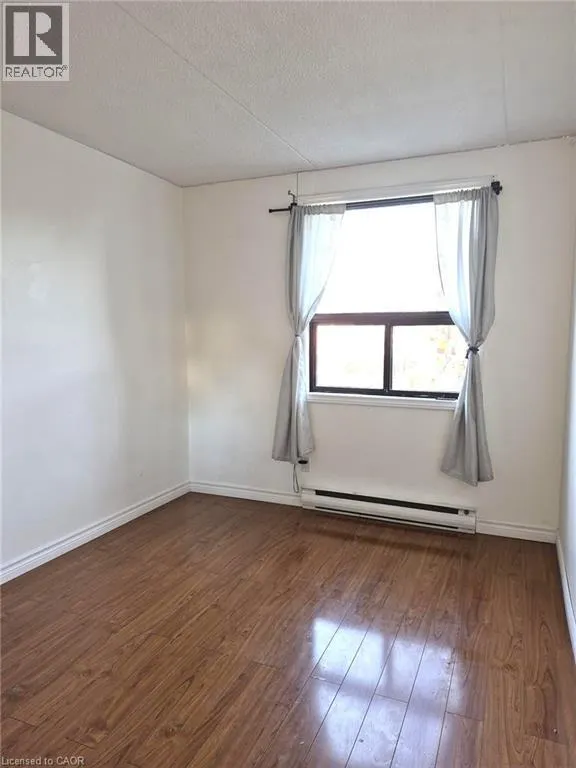 65 N SILVERCREEK Parkway N Unit# 301 #301