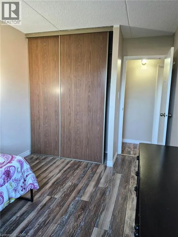 65 N SILVERCREEK Parkway N Unit# 301 #301