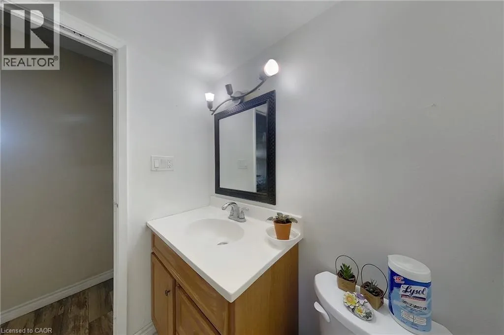 65 N SILVERCREEK Parkway N Unit# 301 #301