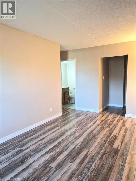 65 N SILVERCREEK Parkway N Unit# 301 #301