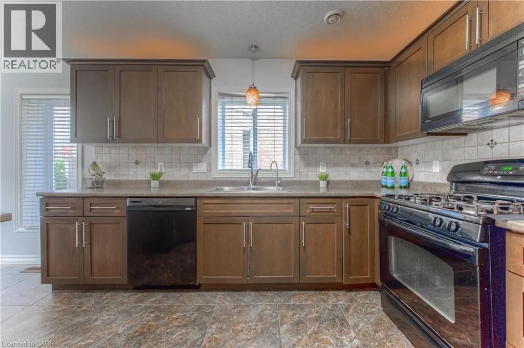 139 PEBBLECREEK Drive