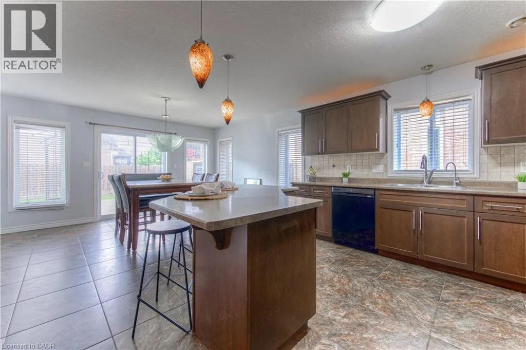 139 PEBBLECREEK Drive