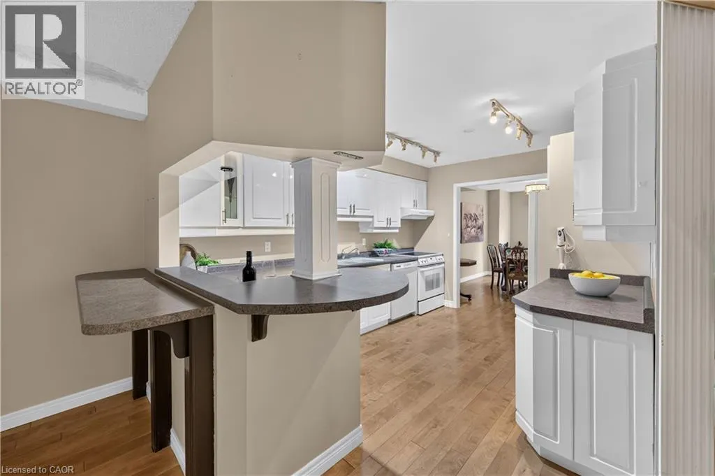 151 MCNIVEN Road Unit# 11 #11