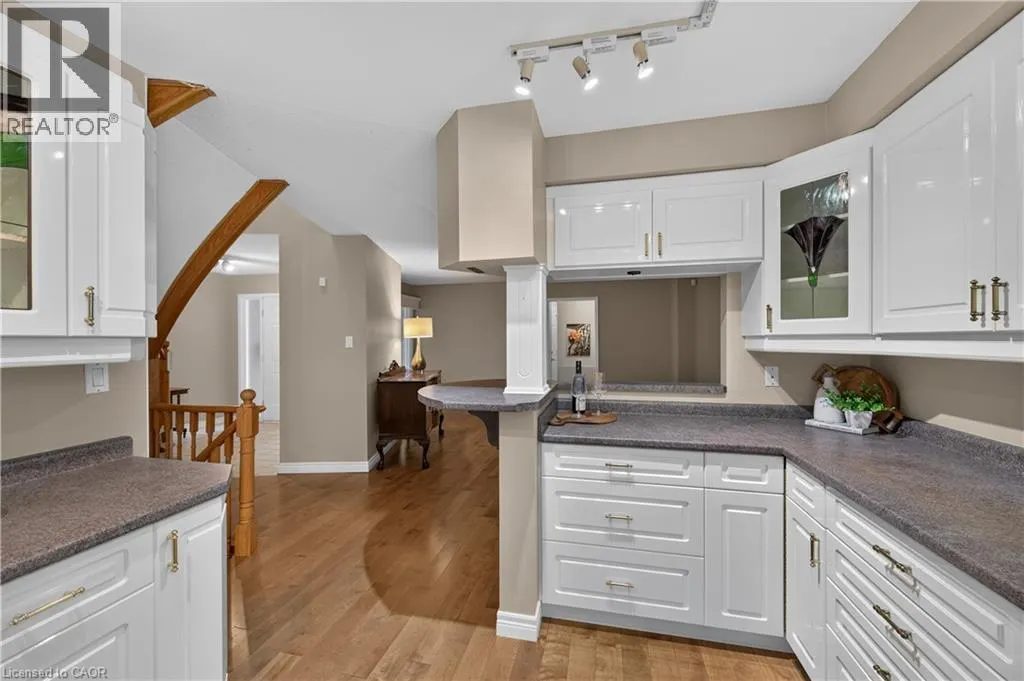 151 MCNIVEN Road Unit# 11 #11