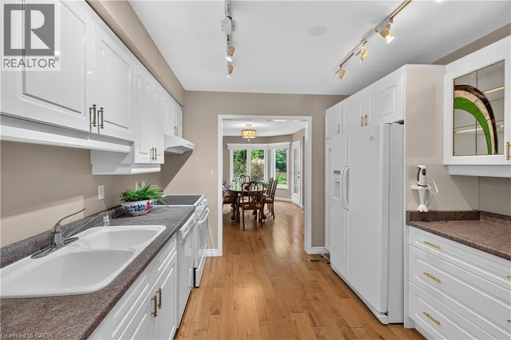 151 MCNIVEN Road Unit# 11 #11