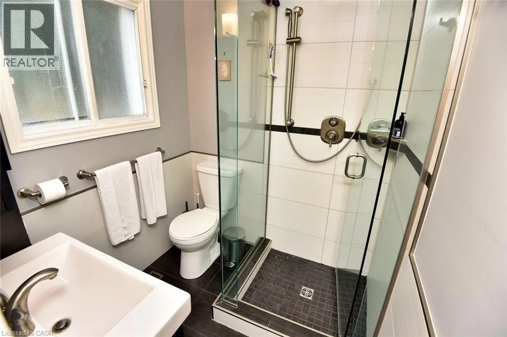 529 CHARLOTTEVILLE ROAD 5
