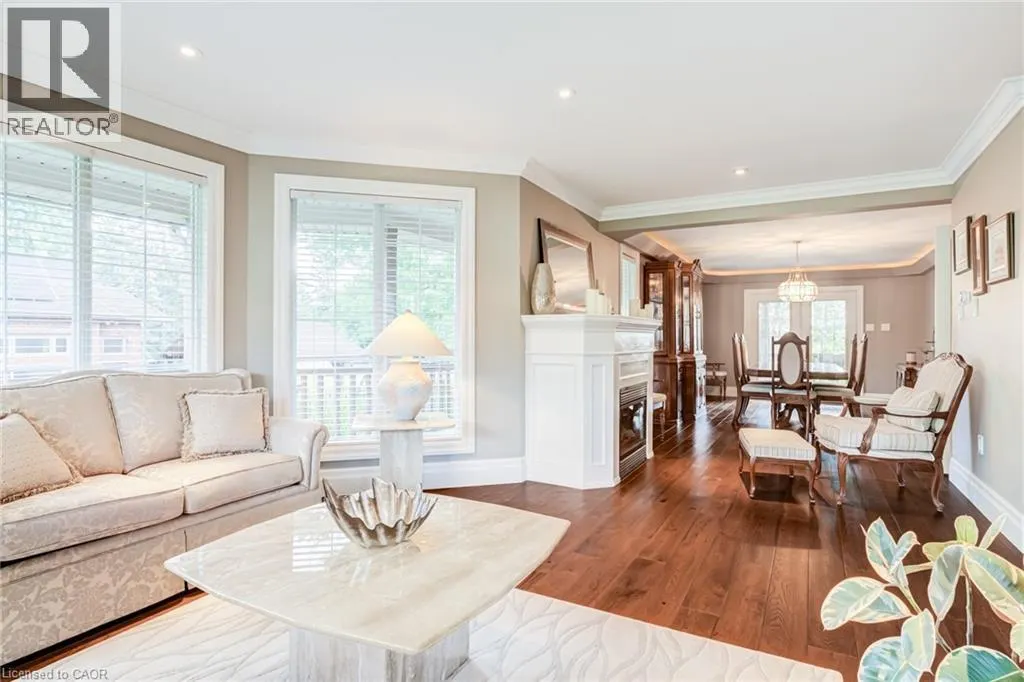 994 COURTLAND Drive