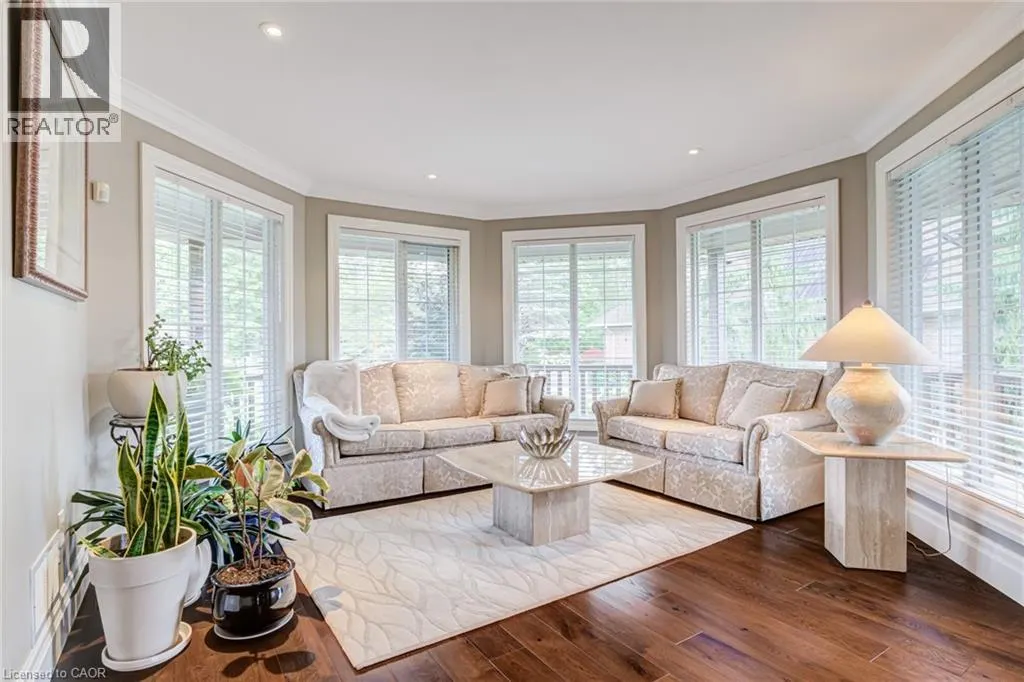 994 COURTLAND Drive