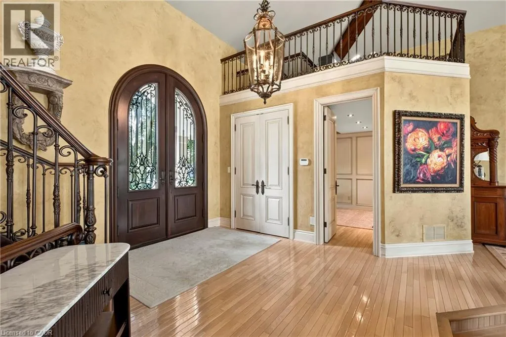 15 PEPPERTREE Crescent