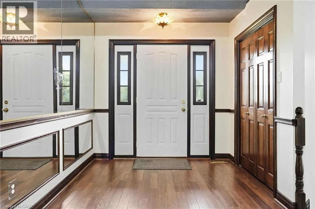 1046 BOOK Road W