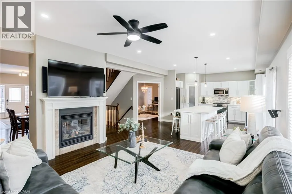 7 KINSMAN Drive