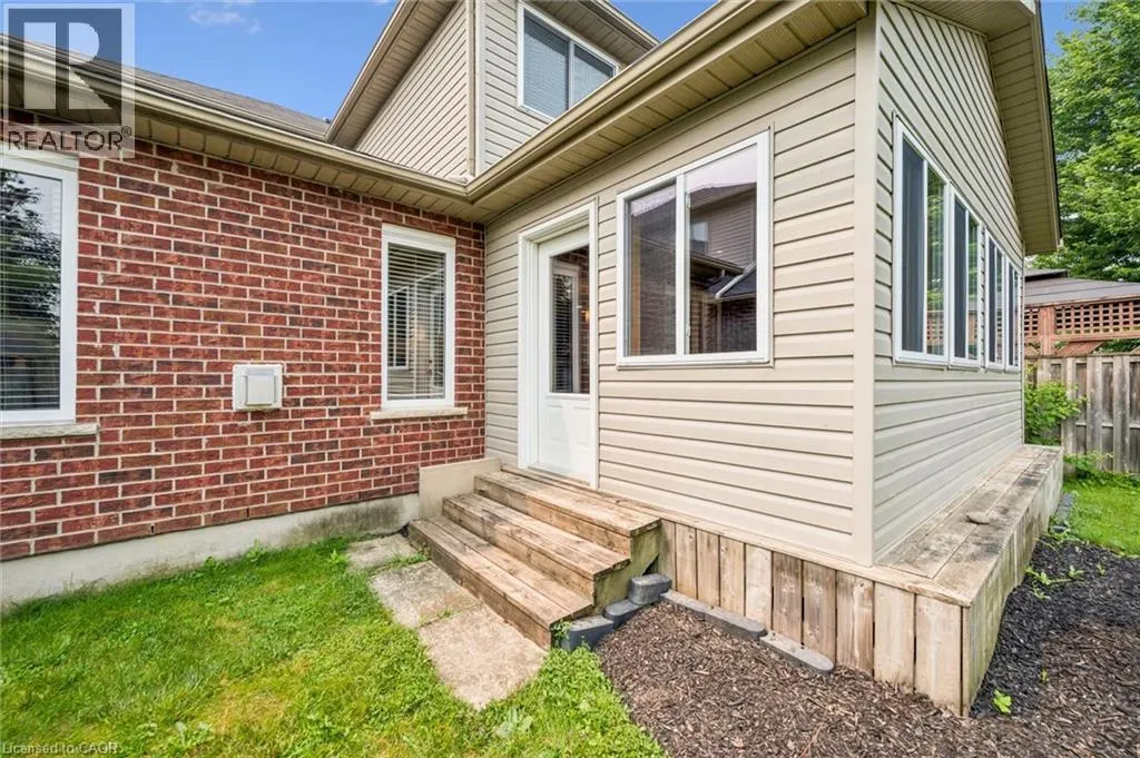 102 BROOKMEAD Street