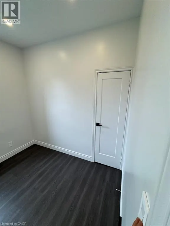 936810 BLENHEIM Road Unit# B #B