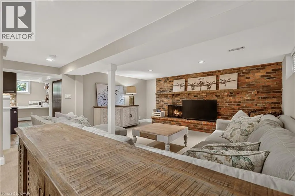302 HARMONY Road